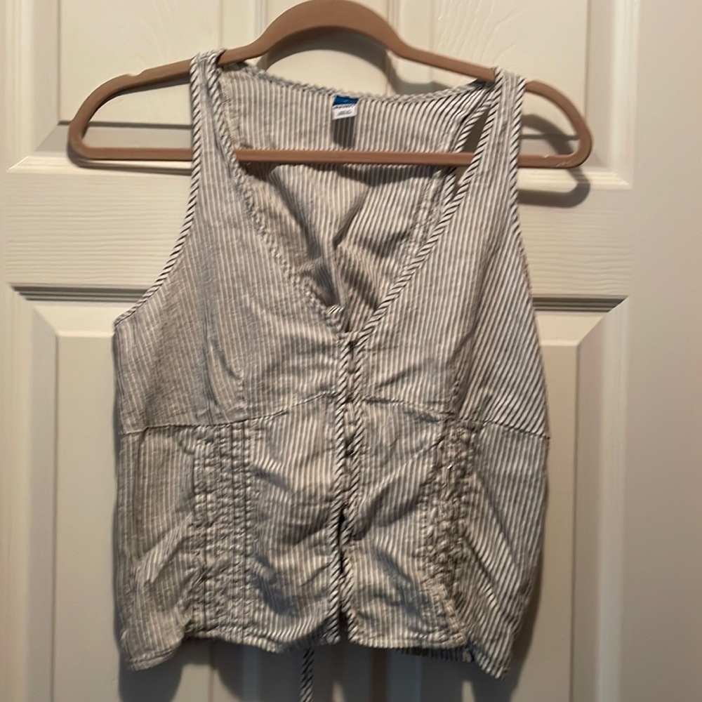 Old navy top, women’s size med